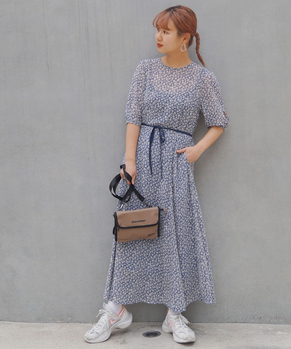 再値下げ 小花柄5分袖ワンピース ワンピース ニコル公式通販サイト Nicole Online Shop