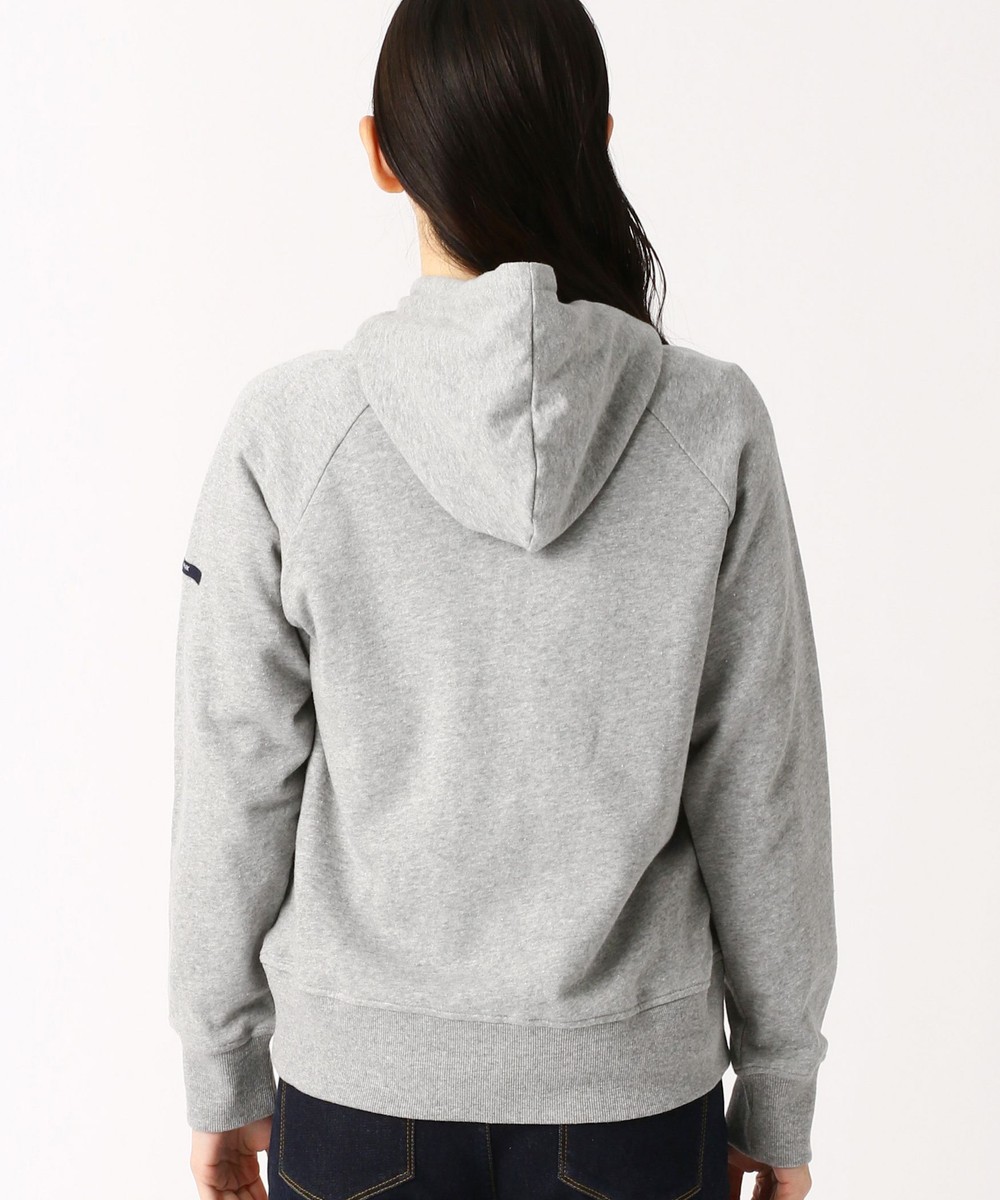 シーズンレス ワンポイントロゴ入りパーカー パーカ ニコル公式通販サイト Nicole Online Shop シーズンレス ワンポイントロゴ入りパーカー パーカ ニコル公式通販サイト Nicole Online Shop