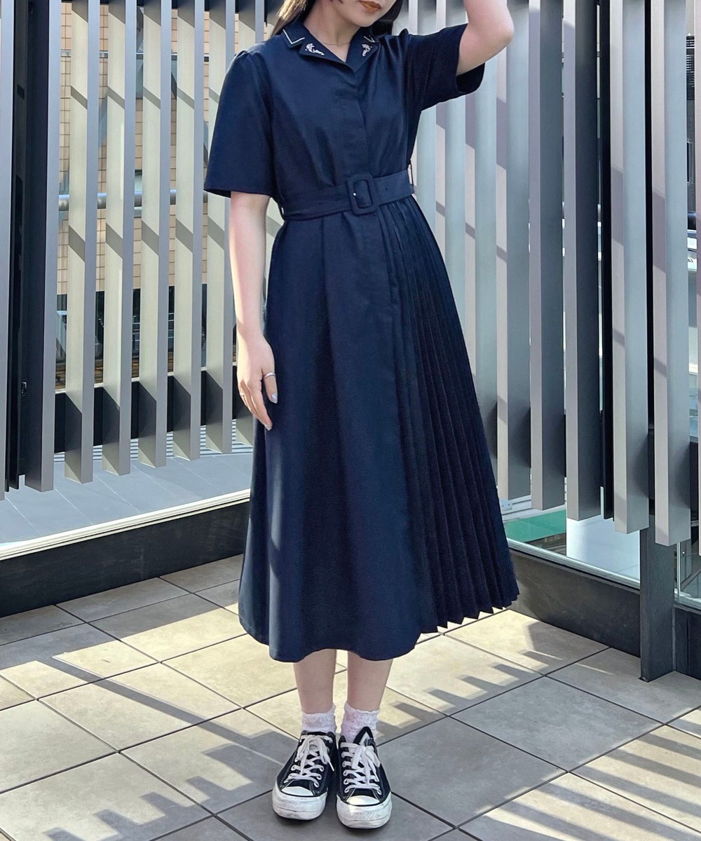 カイキン刺繍プリーツワンピース|brand|NICOLE CLUB オンライン カイキン刺繍プリーツワンピース|brand|NICOLE CLUB オンライン