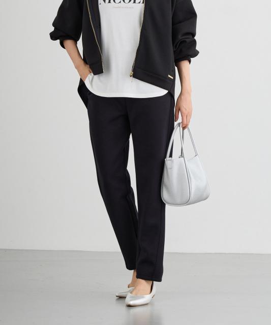 テーパードパンツ／ダンボールポンチ