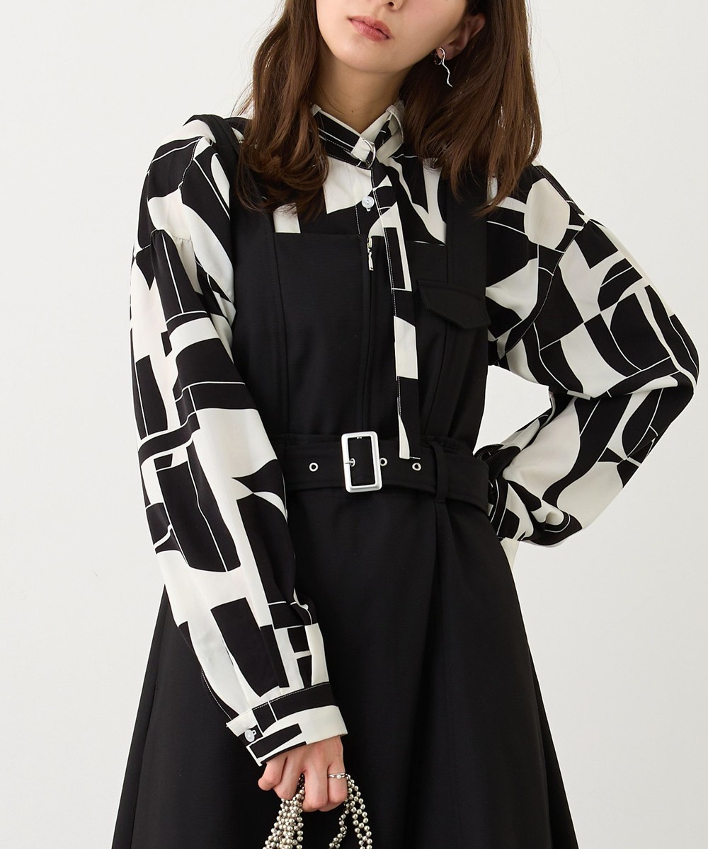 28オフホワイト