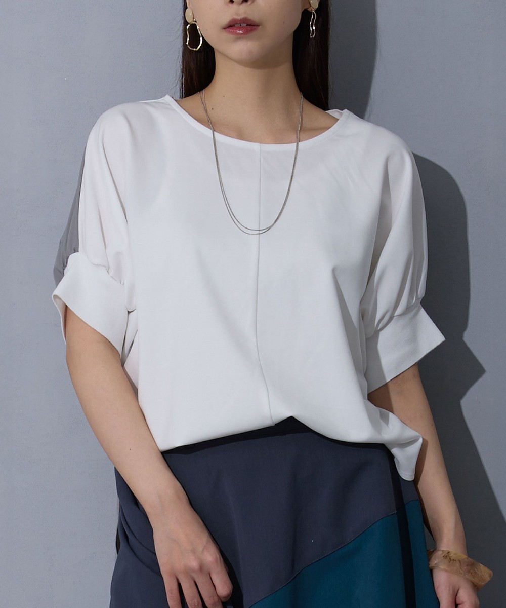 28オフホワイト