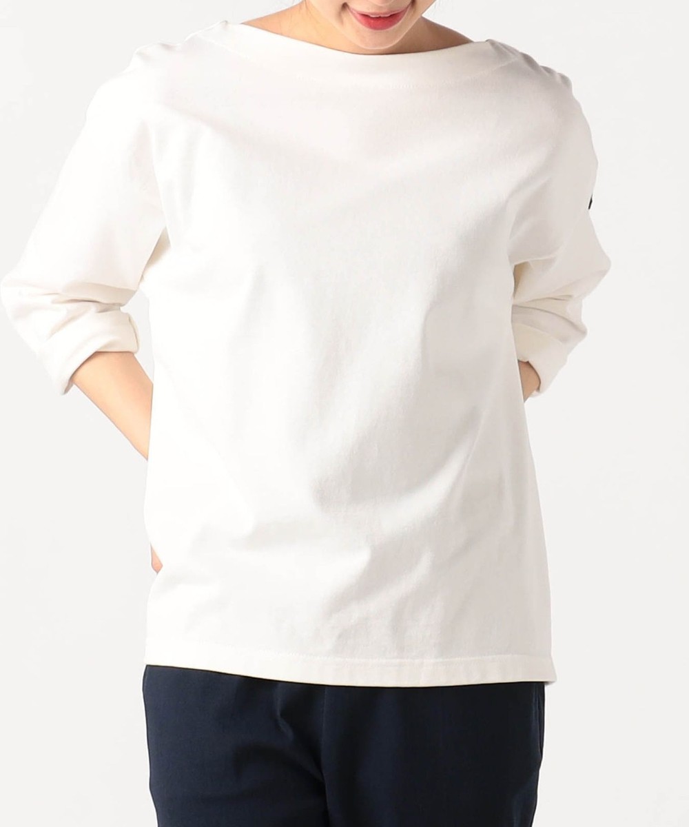 28オフホワイト