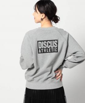 【DISCUS】別注 ICONICバックプリントトレーナー