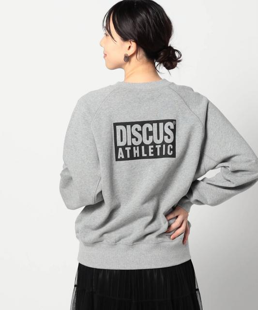 【DISCUS】別注 ICONICバックプリントトレーナー