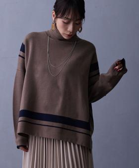 ネックレス付きスクエアラインニット