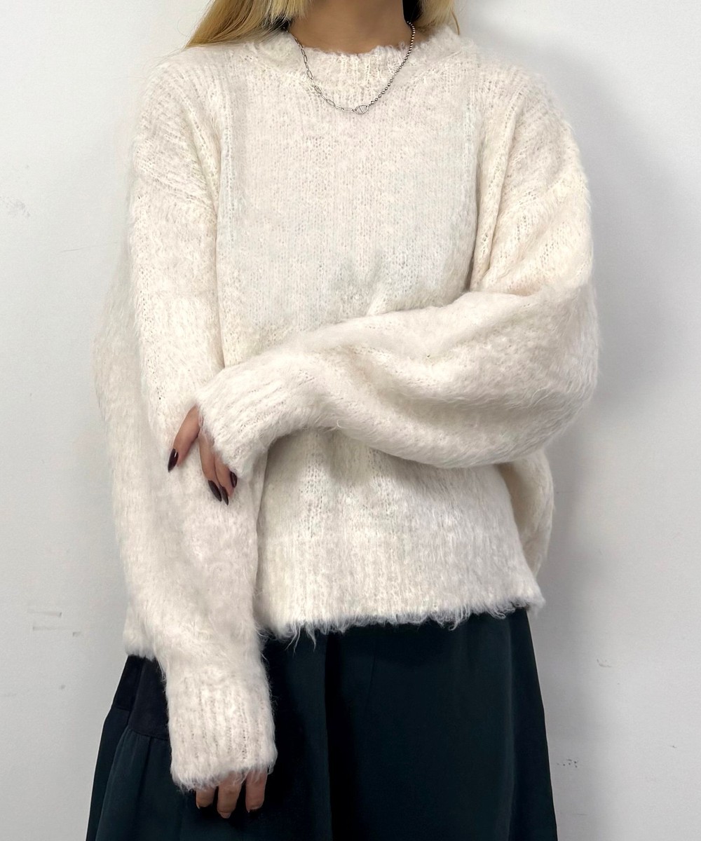 28オフホワイト