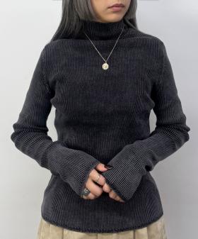 ハイネックリブニット