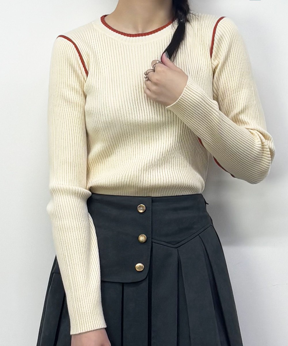 28オフホワイト