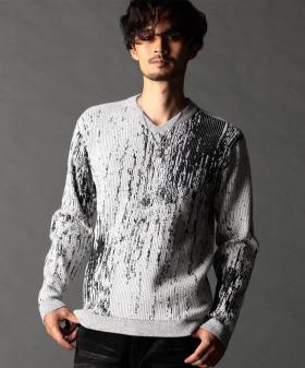 バーク風ジャカード Vネックプルオーバーニット
