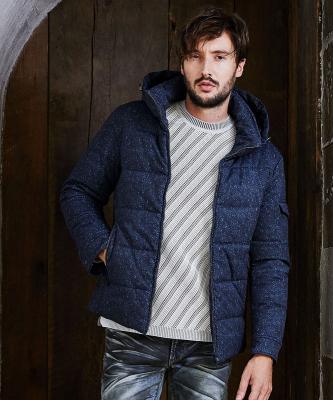 5565-3703_color_0092_400x400