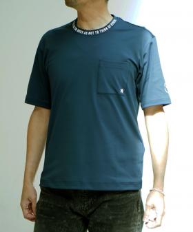 ロゴプリントハンソデクルーネック