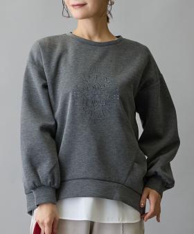モチーフ刺繍入りダンボールプルオーバー