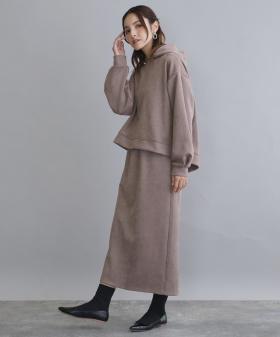 大人かわいい フーディー×ロングスカート セットアップ