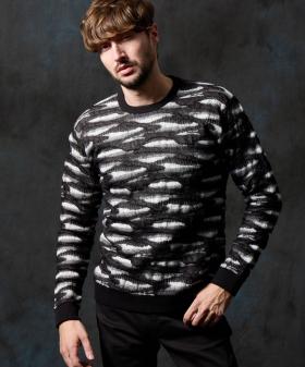 カモフラブリスタージャカードクルーネックニット